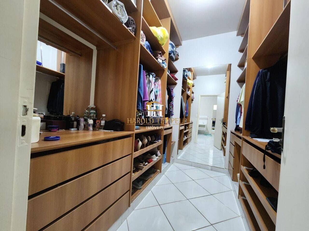 Casa com 4 quartos, 233 m², à venda por R$ 580.000 - Vila Lambari - Mococa/SP