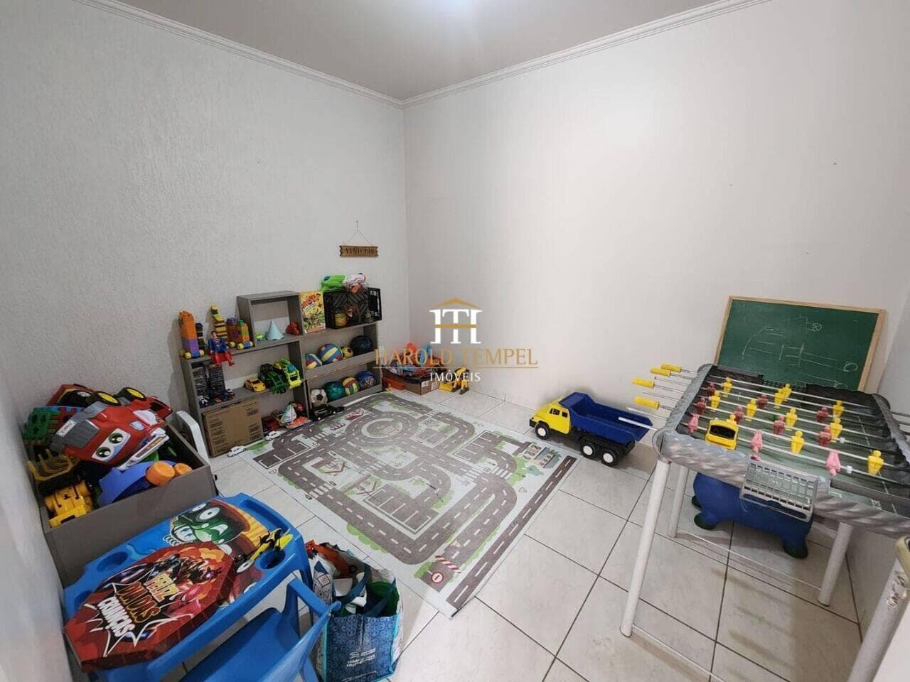 Casa com 4 quartos, 233 m², à venda por R$ 580.000 - Vila Lambari - Mococa/SP